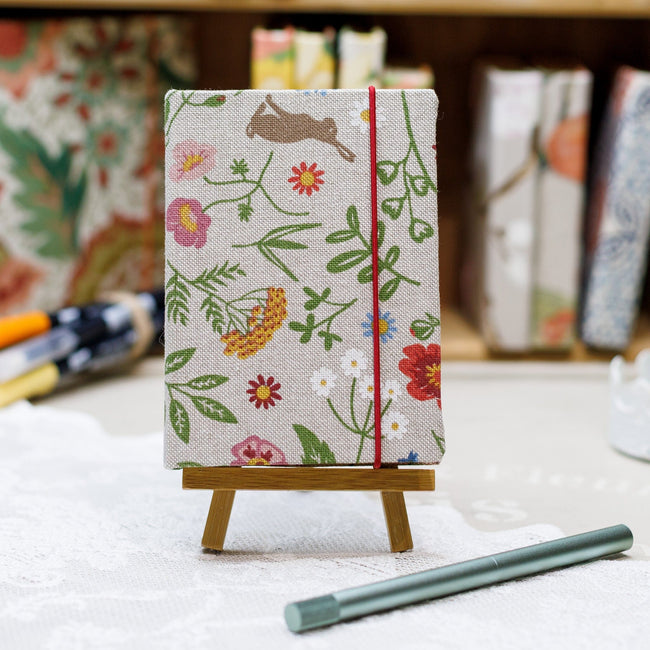 Notizbuch - Hase & Blumen Hover Image